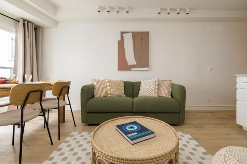 Lavie Maison Cozy Flat in Parisian Passage