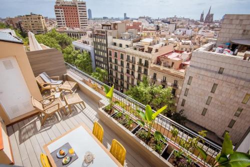 Central penthouse with terrace Placa Catalunya III