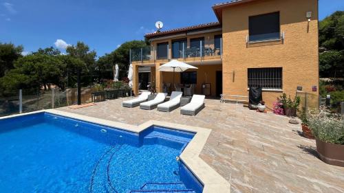 Costacabana - Villa Vistamar