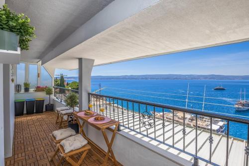 Ocean View Apartment