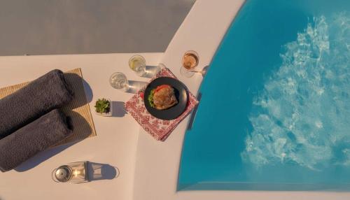 Artemis Sunset Santorini Stay Rooftop Jacuzzi View