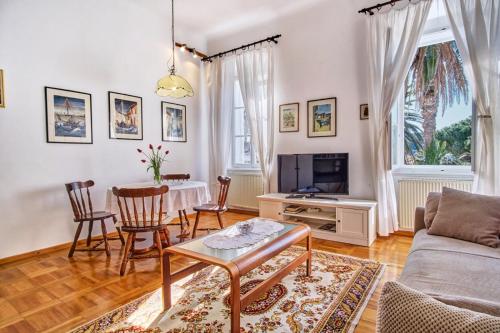 Apartments Mali Losinj 2441