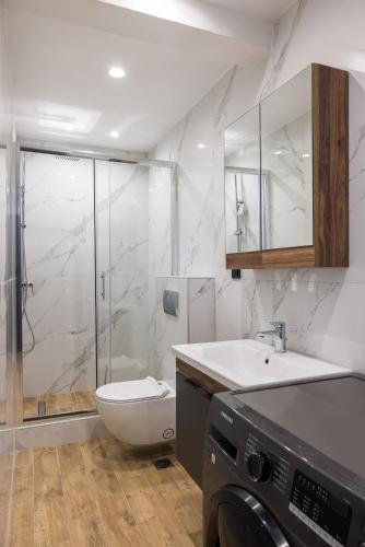 Aluna Fresh Luxury Apartments by BiNoBi!