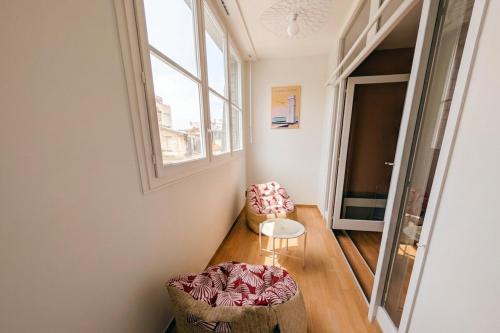 Centrally located apartment 50m from the beach