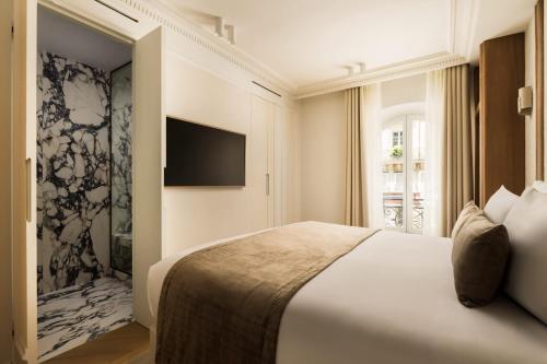 Saint Germain Luxury 4BR 8P with AC