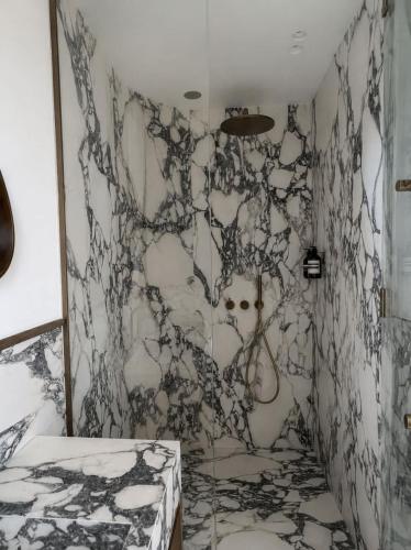 Madame Luxury 3BR 6P with AC