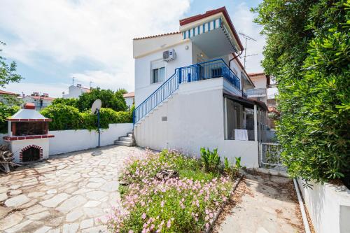 Palm Pine Apartment