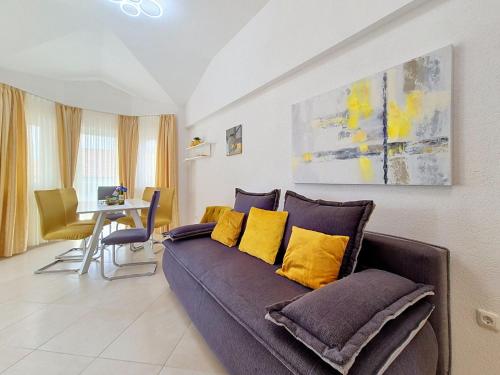 Apartment Villa Nikaroni-1 by Interhome