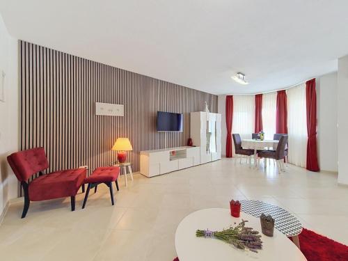 Apartment Villa Nikaroni-2 by Interhome