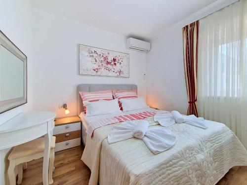 Apartment Villa Nikaroni-2 by Interhome