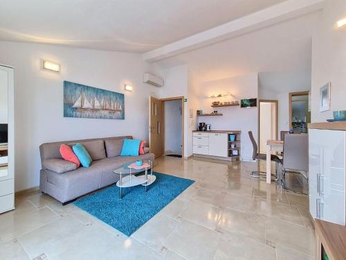 Apartment Villa Nikaroni-3 by Interhome