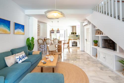 Casa Sauce - Terrace and Pool - Koti Rentals