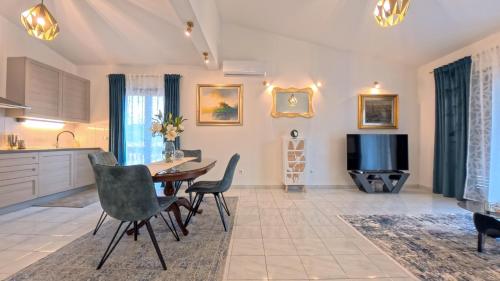 Blue Pearl Residence