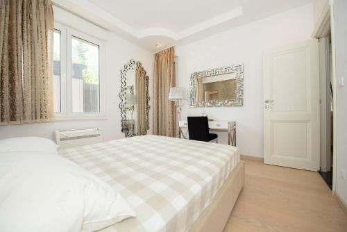 Luxury Sea View Apartment Split