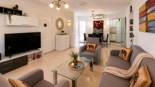 Casa Ganesh, Puerto del Carmen - 8 mins walk to the beach
