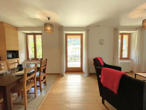 Appartement central à Chamonix avec parking et wifi, proche pistes