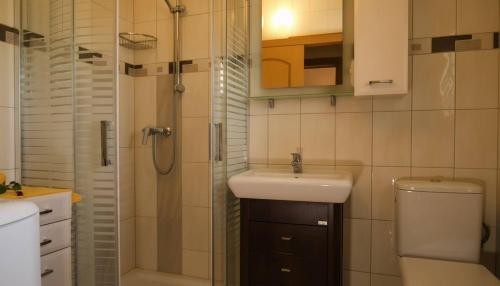 Elegant 3 Bd Villa with Private Pool in Kalathos