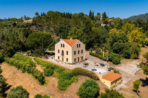 Villa Casal Assis - By Y Concept