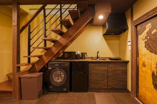 Matsu no Yado New Japanese-Style B&B in Kyobashi A Premium Stay Experience with the Warmth of Tatami Mats and Traditional Beauty
