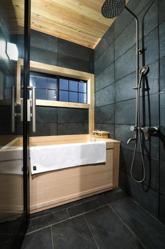 Matsu no Yado New Japanese-Style B&B in Kyobashi A Premium Stay Experience with the Warmth of Tatami Mats and Traditional Beauty