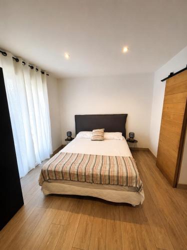 T2 Climatisé avec Parking Privé & Terrasse Canet-Plage
