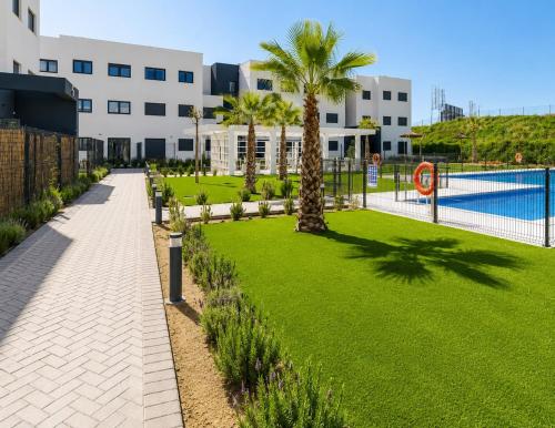 Celere Sea View Pool Gym Parking