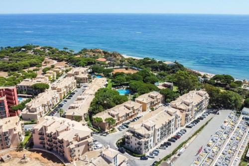 Beachside Apartment 300m from the Sea in Albufeira
