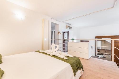 7Guest Duomo5Min walk-PRIVATE CINEMA PopCorn-Castle 6MIN- Air Cond
