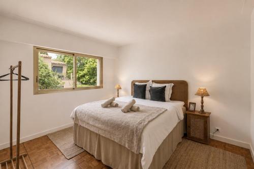 Beachfront Antibes Sea View 2 Bedrooms