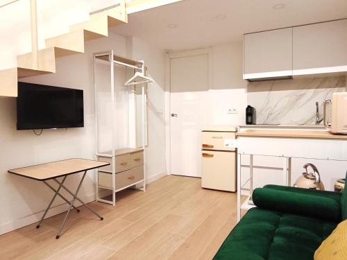 Triana Riverside Studio C