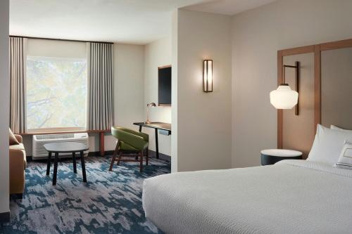 Fairfield by Marriott Inn & Suites Davenport photo 12