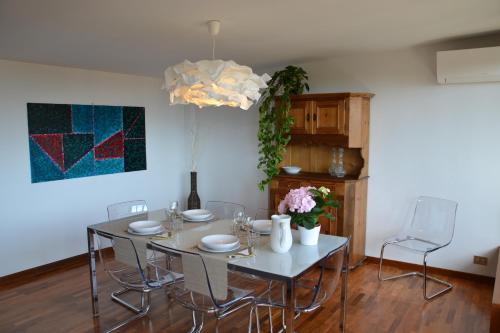 Penthouse Cardello Colosseum