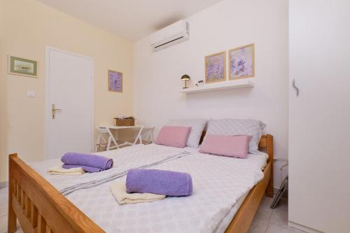 Apartment Jadranka cozy terrace retreat, Mali Lošinj