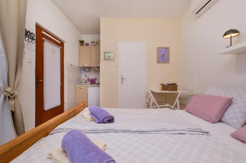 Apartment Jadranka cozy terrace retreat, Mali Lošinj