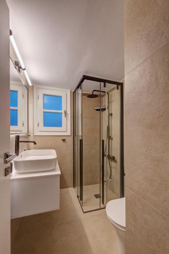 Maestro Seaview Suite