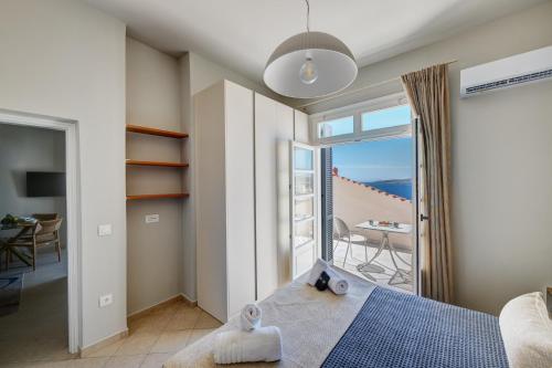 Maestro Seaview Suite