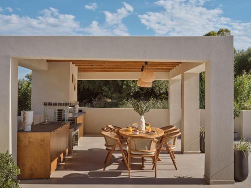 Villa Verdelia, A Private Nature Gem by MindYourVilla