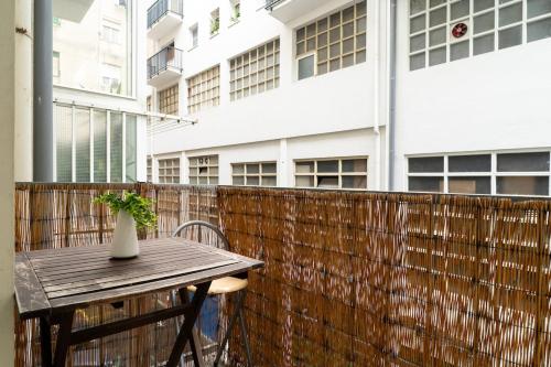 Orleans - 3 Bedrooms - Open Kitchen