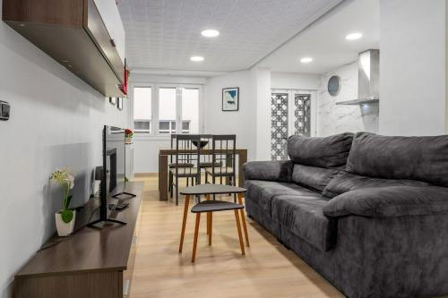 Orleans - 3 Bedrooms - Open Kitchen