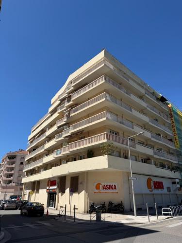 Appartement Familial T3 Terrasse, Clim & Parking Gratuit photo 18