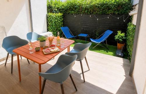 T2 terrasse jardin proche plage Port Santa Lucia