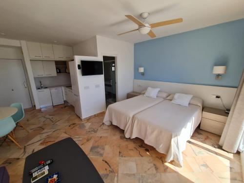 Apartamento con esplendida vista al mar, a menos de 50 metros de la playa