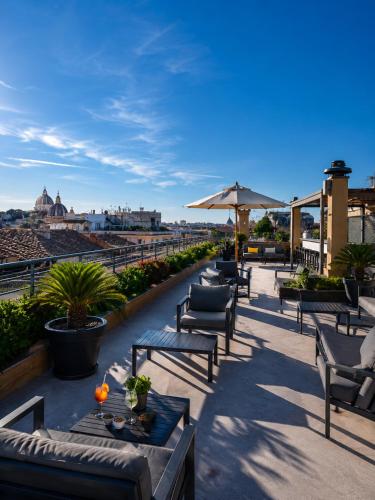 Navona Queen Rooftop