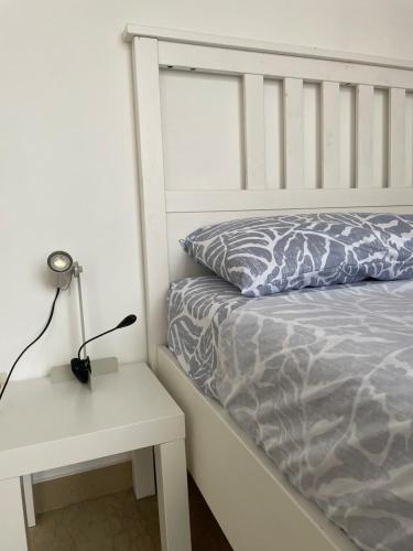 Modern flat Redi