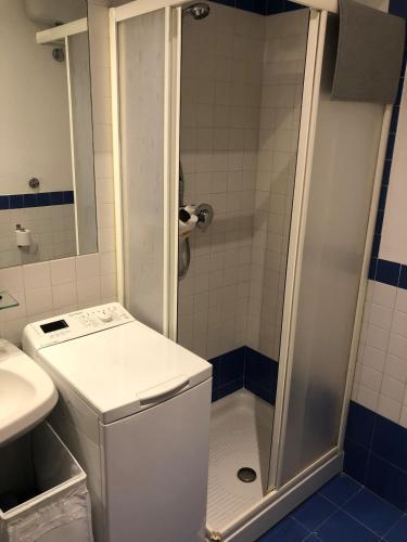 Modern flat Redi