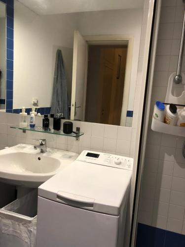 Modern flat Redi