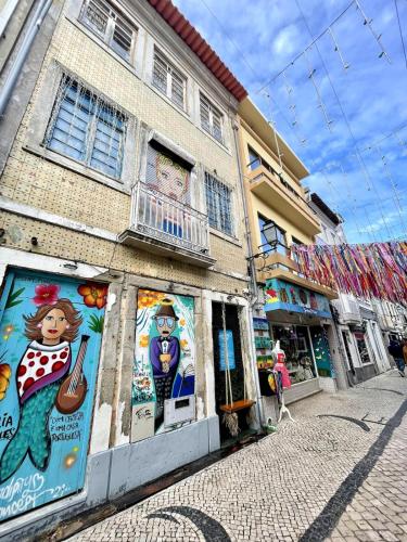 Edifício Senhoras da Casa - Central Old Town Apartments with Balcony