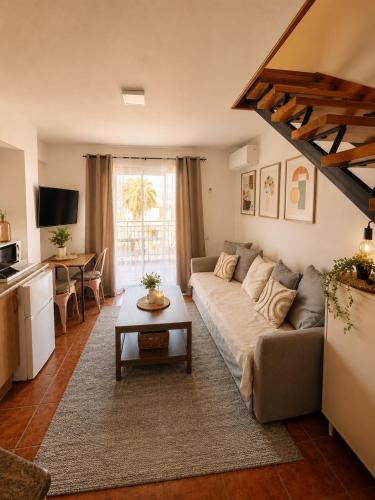 Golden Mile Apartment Steps from Las Vistas Beach