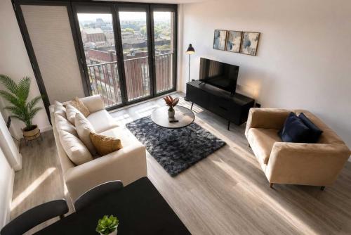 Stunning Central Birmingham 2 Bed Apartment photo 3