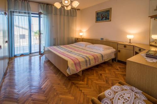 Apartment Bajcici 13639a